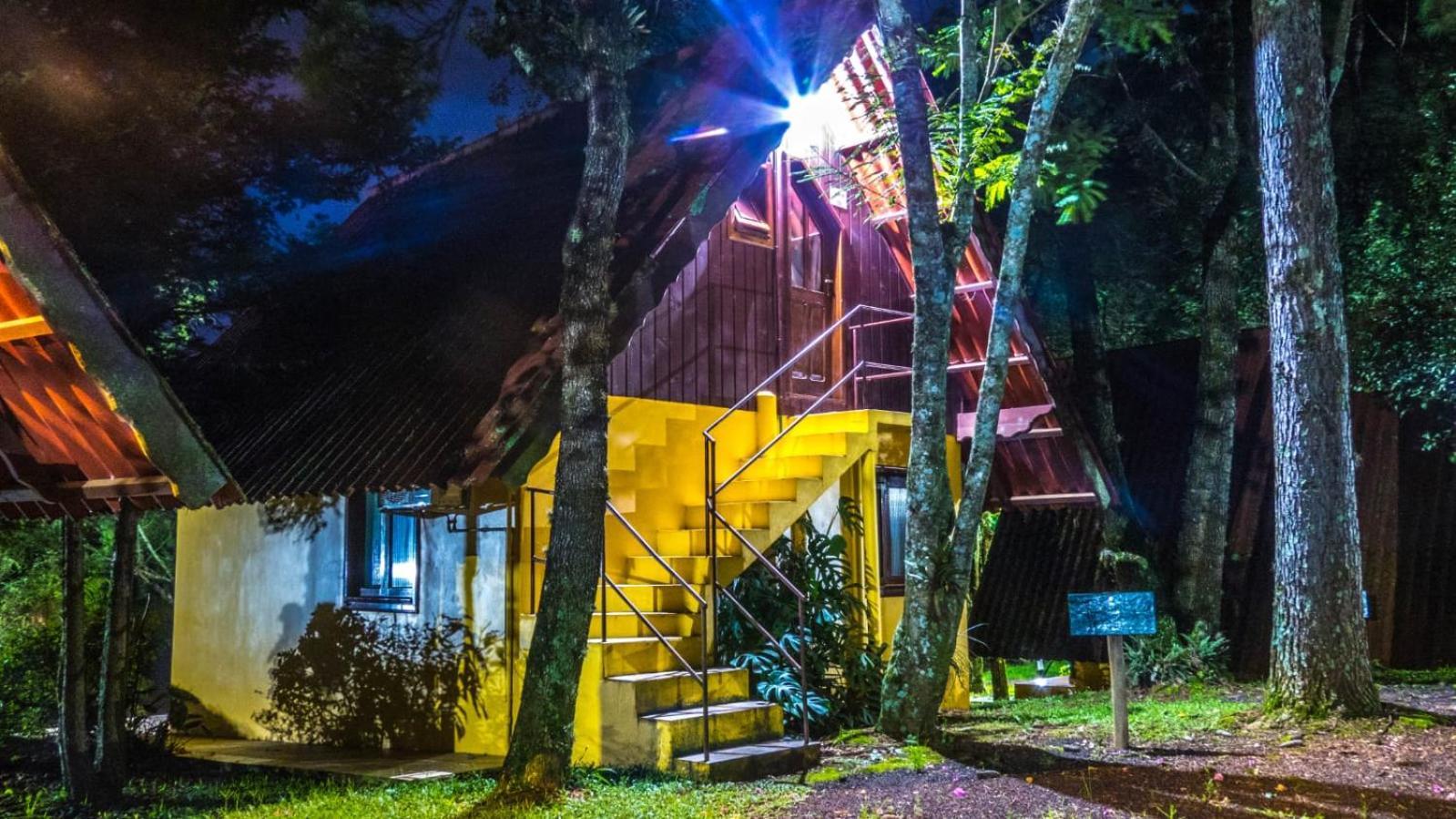 Hotel Vila Dos Alpes Трезі-Тіліас Екстер'єр фото